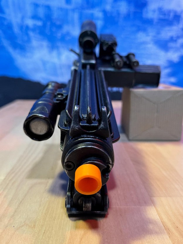 Star Wars Blaster - E-11 Stormtrooper Blaster