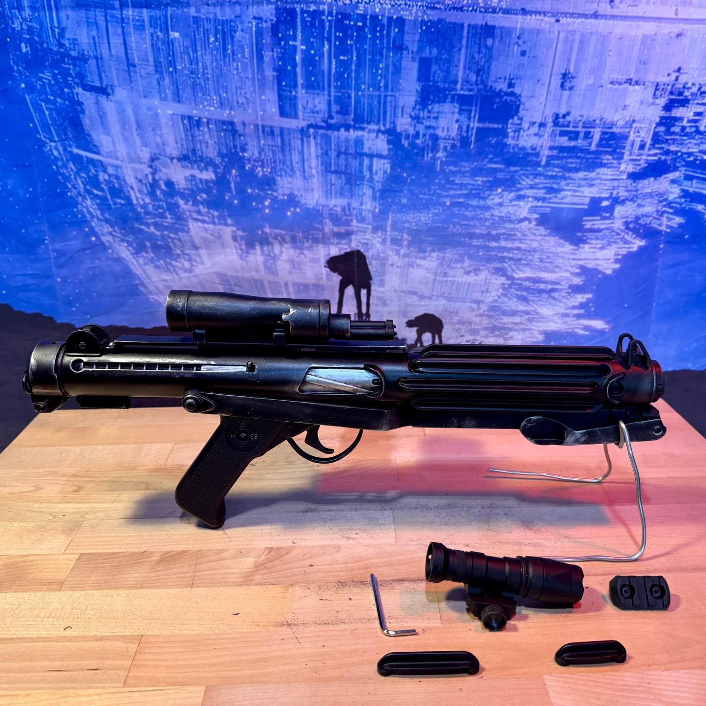 Star Wars Blaster - E-11 Stormtrooper Blaster