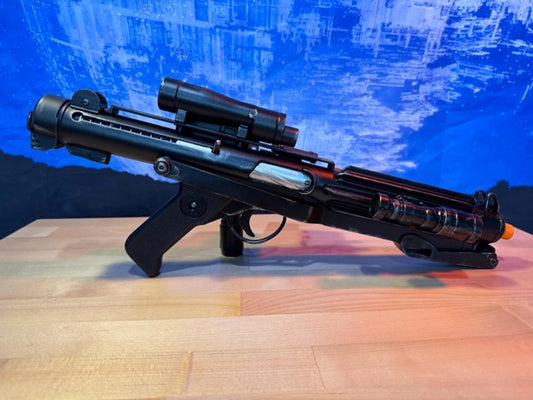 Star Wars E-11 Blaster - fully finished, classic Stormtrooper