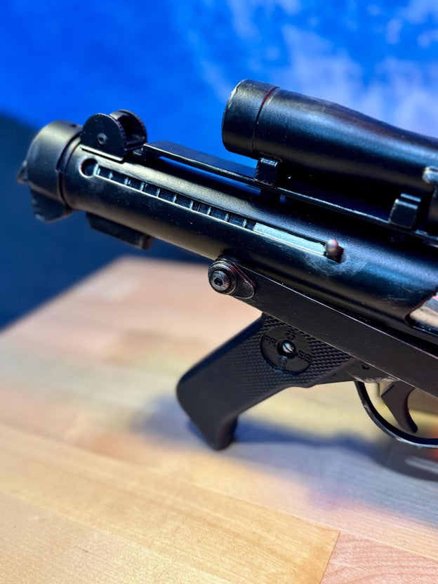 Star Wars Blaster - E-11 Stormtrooper Blaster